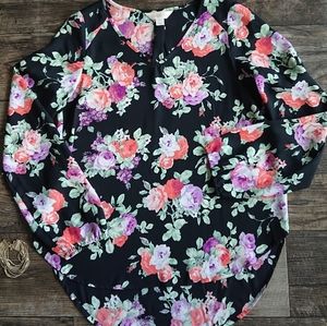 ❌️Decree Floral Top
